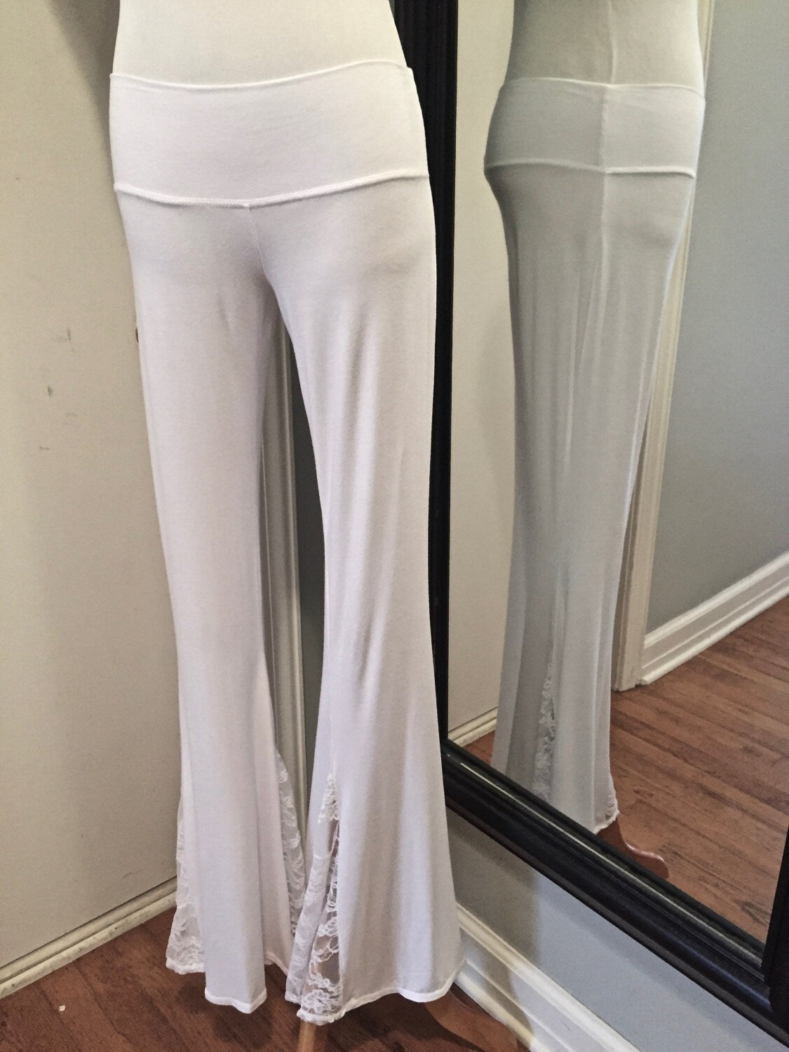 Belle Bottom Dancepants, Low Rise, Fitted and Flared Leg, with Lace Flare Inserts, Boho Pants, Hooping, 70's Flares, Yoga Pants, Ibiza Style