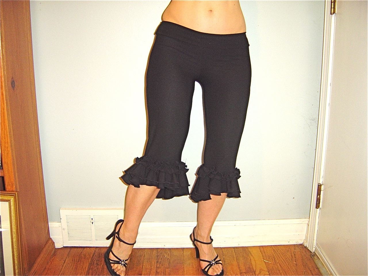 Ruffle Capri Pants, Pantaloons, Salsa Pants, Bellydance, Pirate, Steampunk, Cabaret, Vaudeville, Victorian, Costume